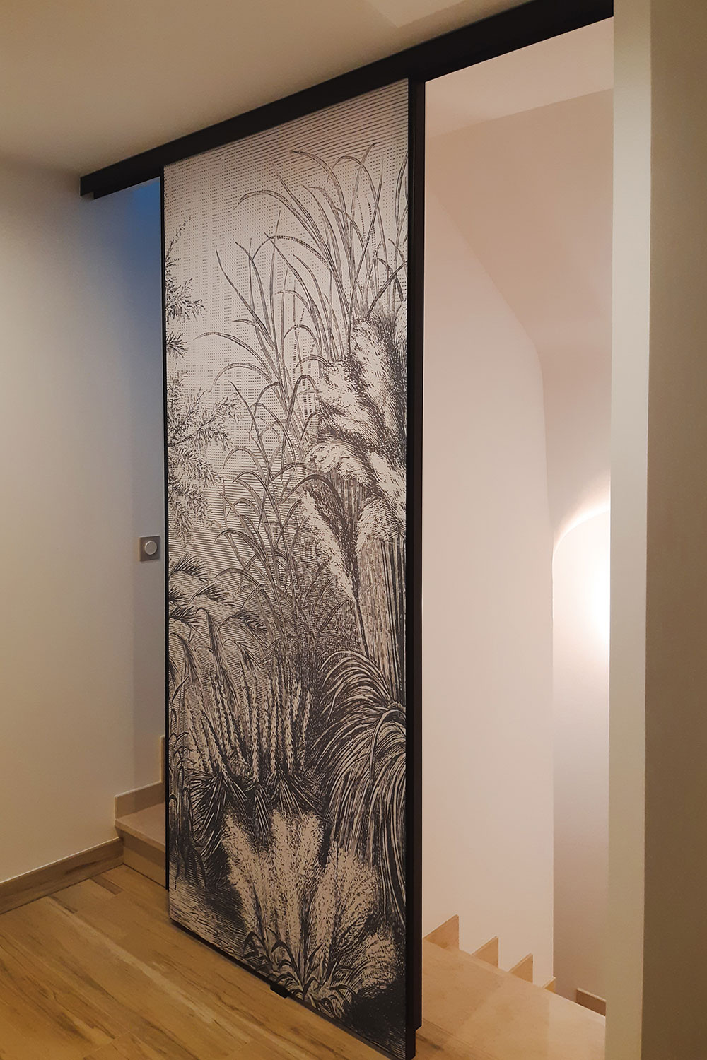 Porte coulissante en toile tendue FRESQUE